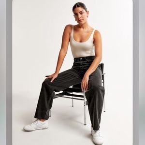Abercrombie Curve Love Tapered Jeans